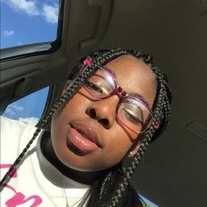 Meet your Posher, Tasiana